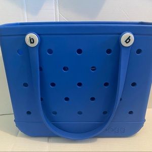 Baby Bogg Blue-eyed baby NWT and insert